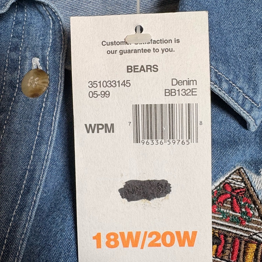 Bobbie Brooks Blue Denim Shirt with Embroidered Christmas Teddy Bears Size 18/20 - Picture 9 of 16